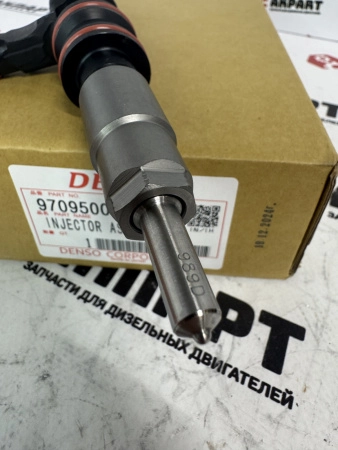 Топливная форсунка Denso 095000-7140, 9709500-714 (Оригинал)