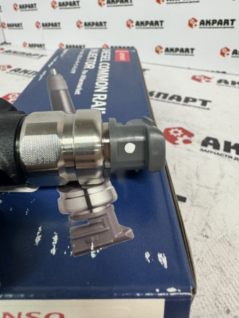 Топливная форсунка Denso SM260100-40104G / 095000-5600/ 1465A041 (Оригинал)